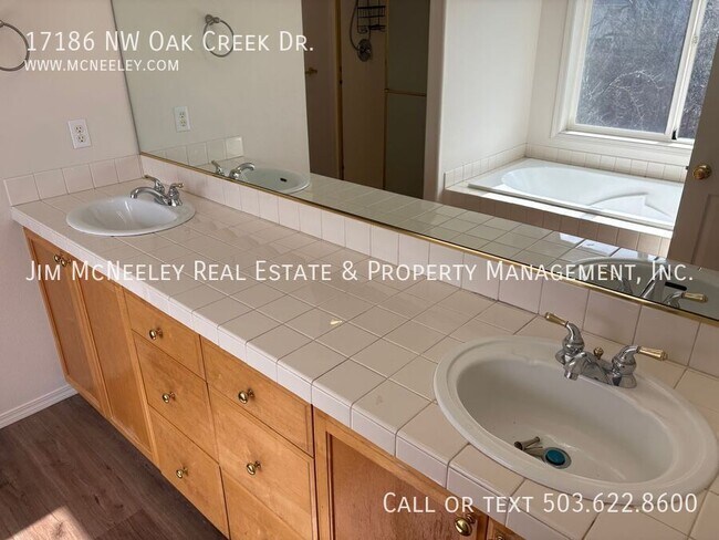 Building Photo - 17186 NW Oak Creek Dr