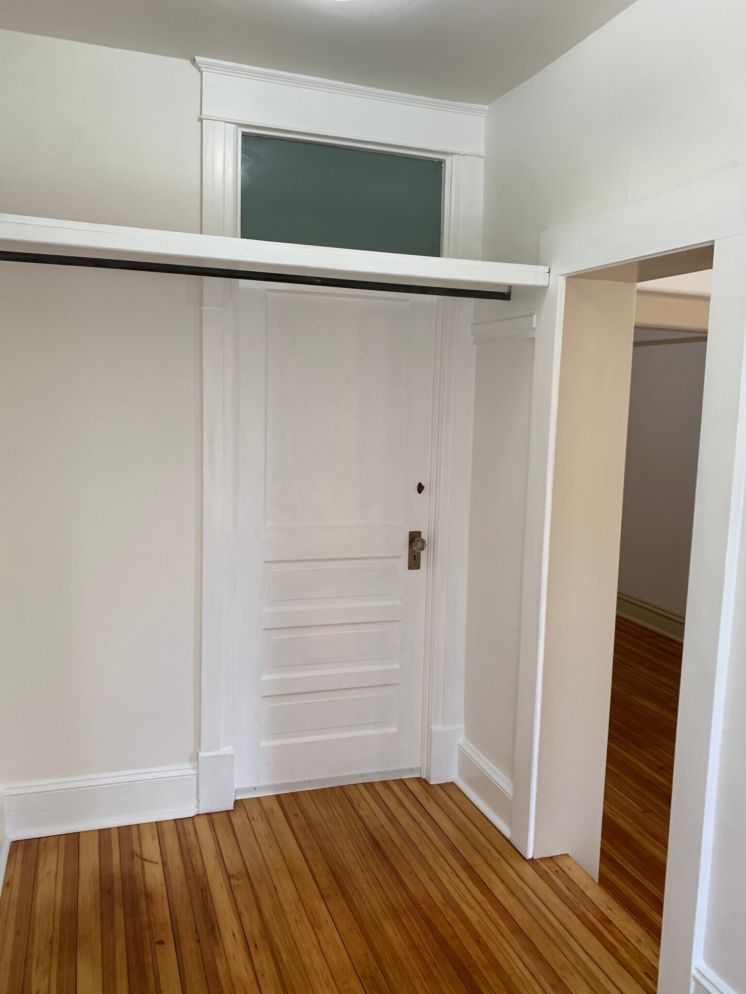 Building Photo - 292 Lark St