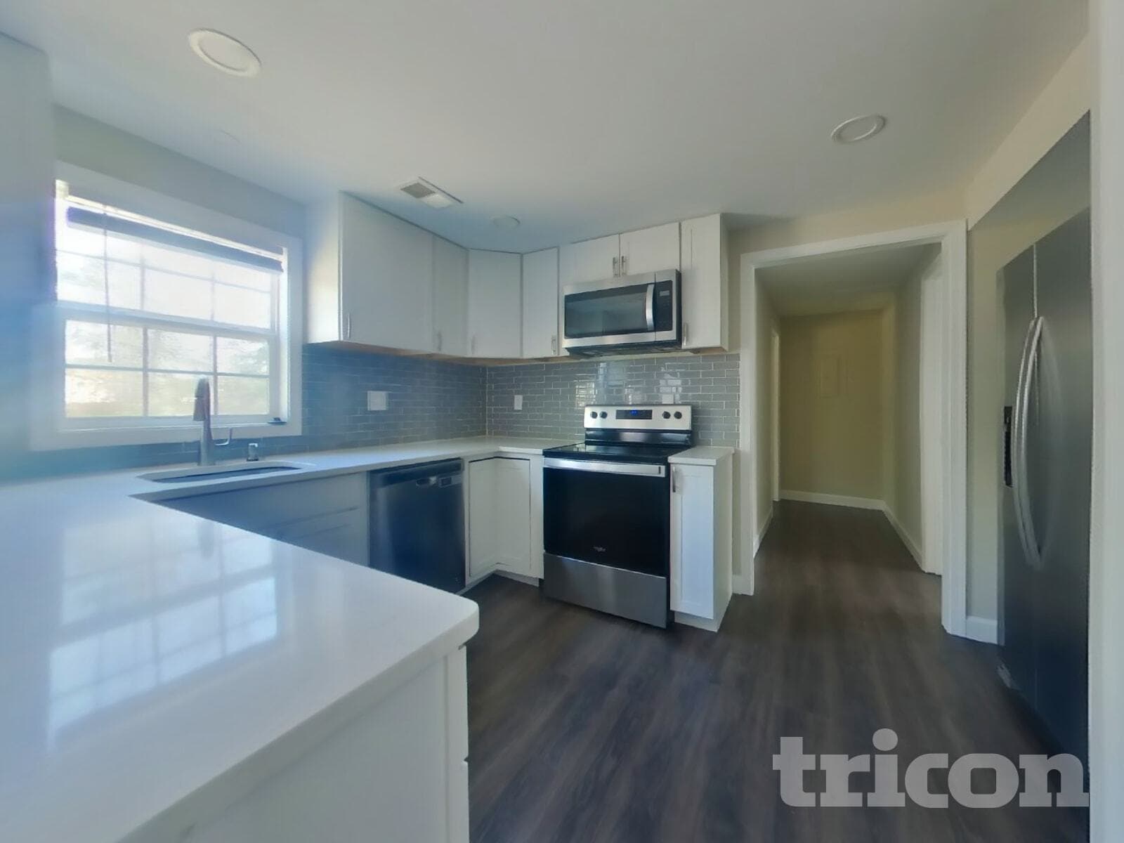 Building Photo - 13 Cardigan Ct