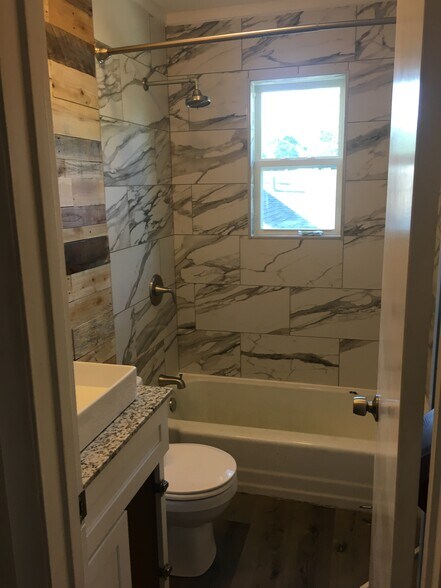 Bathroom - 312 Jagoe St