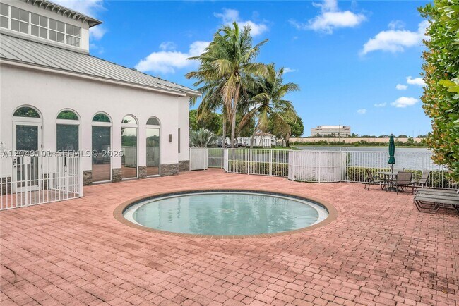 Building Photo - 4015 SW 156th Ave