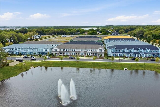 Building Photo - 11304 Blue Bay Dr