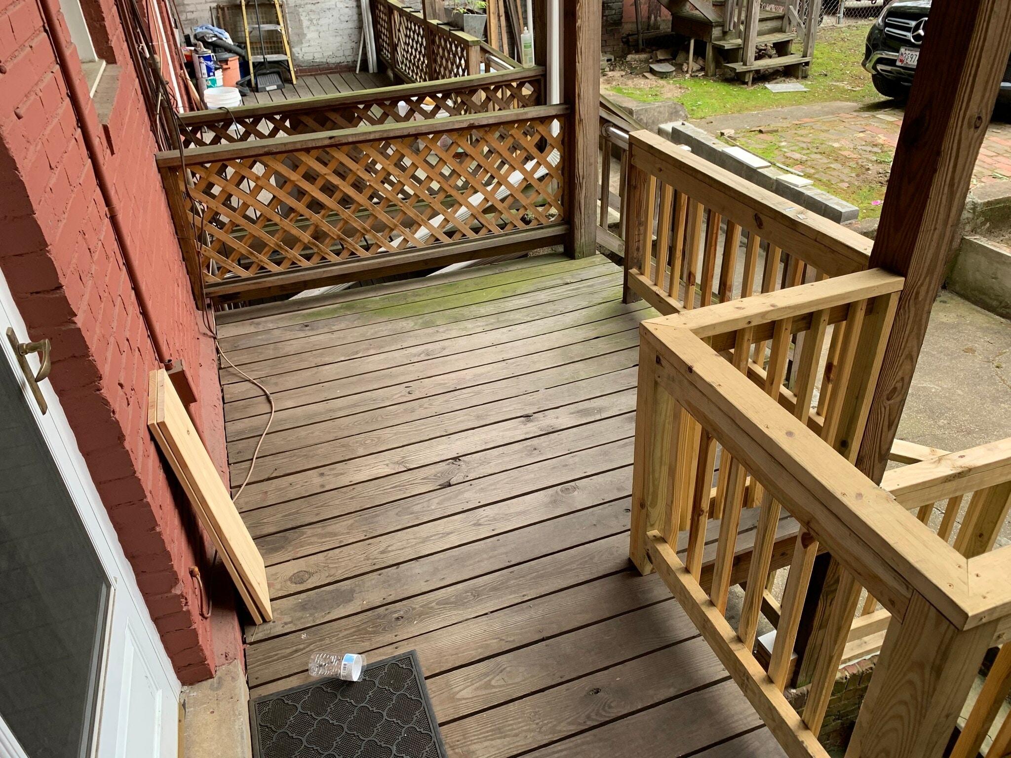 Back Deck Unit 2 - 1827 Swann St NW