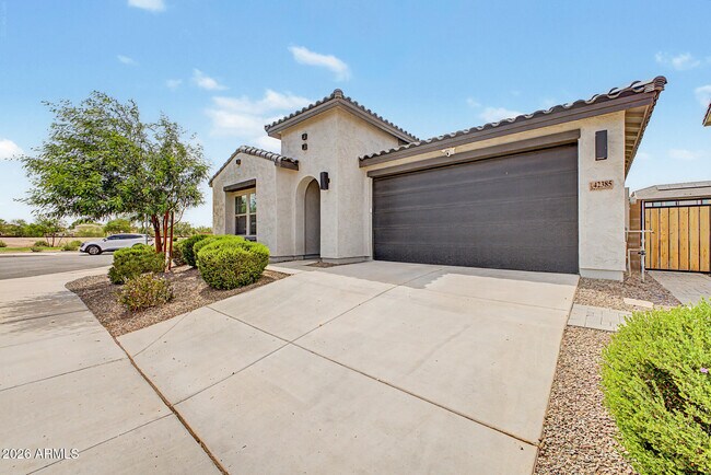 Building Photo - 42385 W Rojo Ct