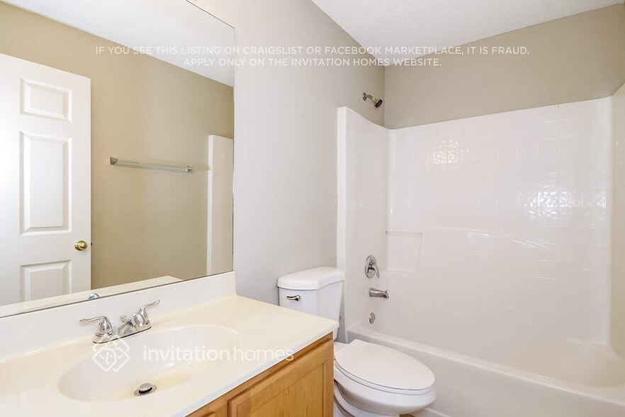 Building Photo - 24833 Mary Beth Ct