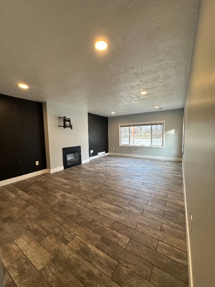 Building Photo - 2740 S 500 E