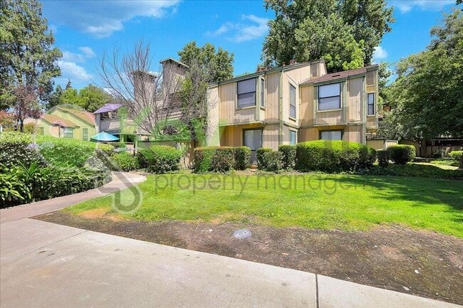 Building Photo - 600 Del Verde Cir