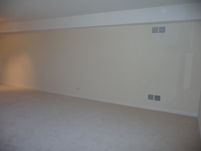 Central A/C & Heat! - 5200 Carriageway Dr