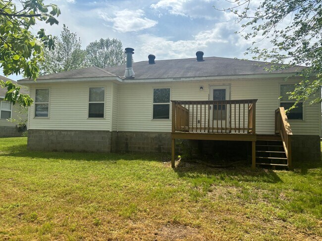 Building Photo - Ready NOW 3 Bedroom For Lease -  Bentonvil...