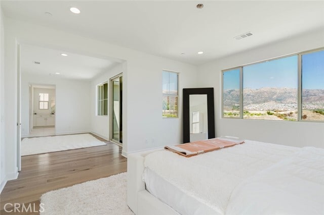 Building Photo - 11716 Canoga Ave