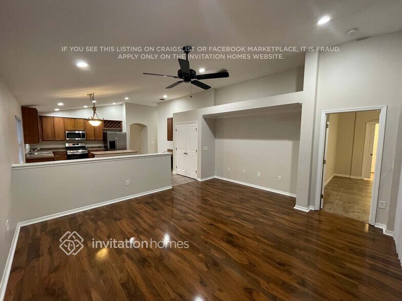 Building Photo - 1825 Leybourne Loop