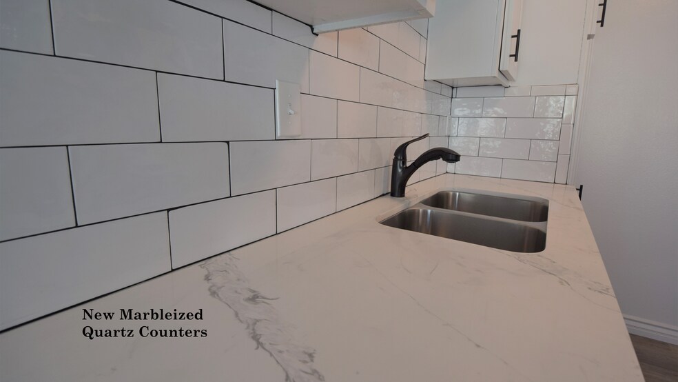 Building Photo - 5340 Whitsett Ave