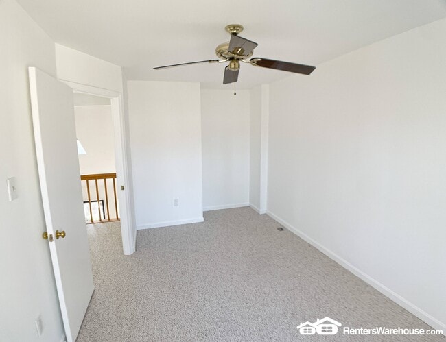 Building Photo - 13 Tivoli Lake Ct