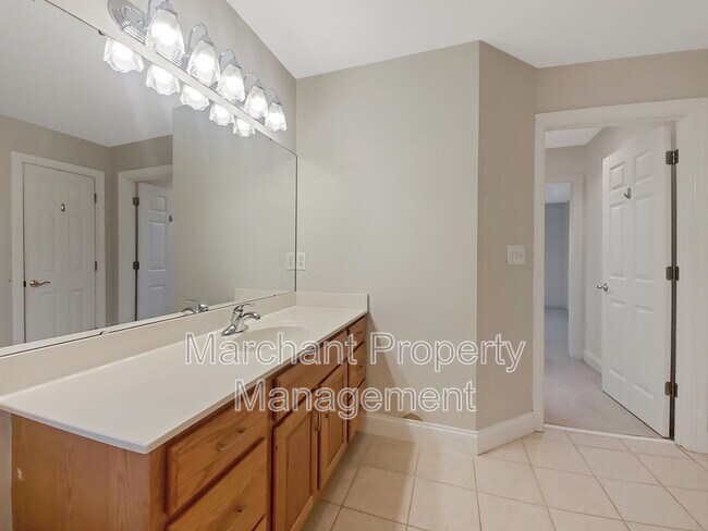 Building Photo - 11 Tupelo Ct