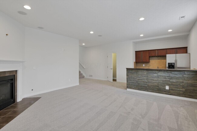 Building Photo - 7090 Dean Farm Rd