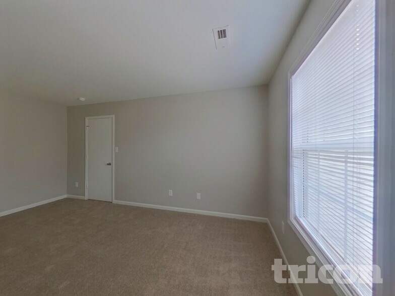 Building Photo - 1548 Hollow Maple Dr