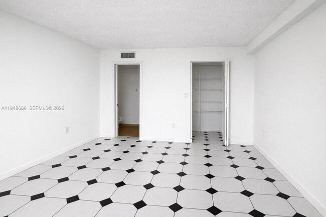 Building Photo - 11800 SW 18th St