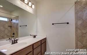 Building Photo - 402 Saddle Pass