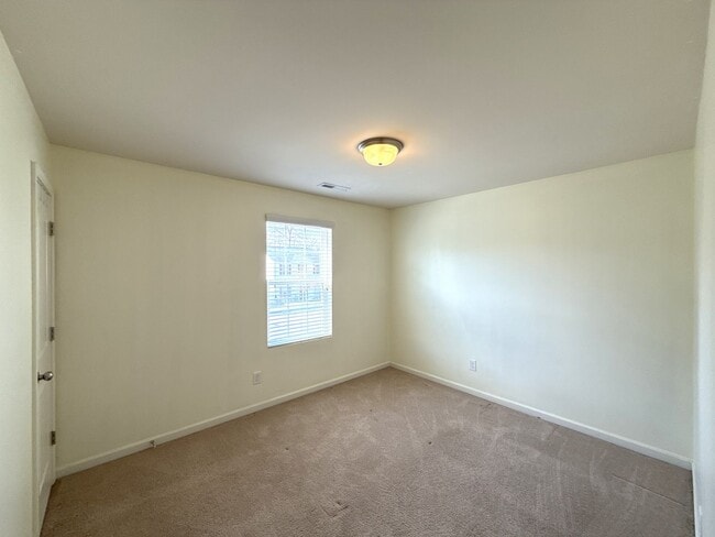 Building Photo - Pennacook