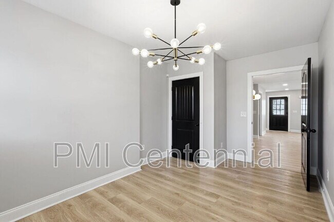 Building Photo - 562 Gary Rd NW