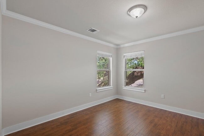 Building Photo - 11229 Avery Station Loop