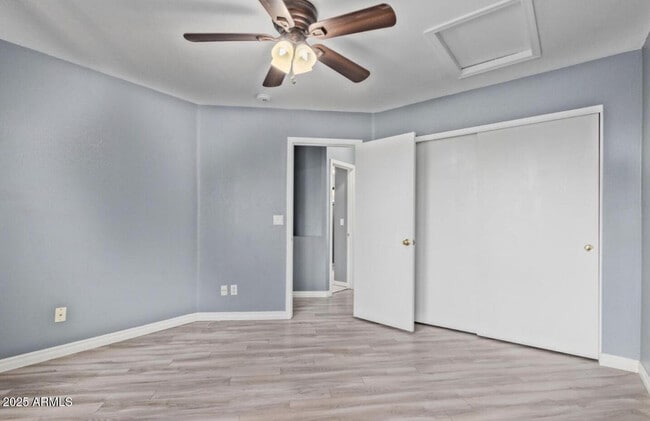 Building Photo - 280 S Elizabeth Way