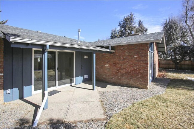 Building Photo - 808 Buckeye St