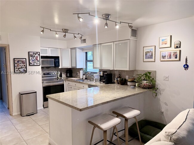 Building Photo - 777 NE 62nd St