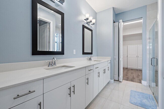 Building Photo - 5420 Quiet Lake Pl