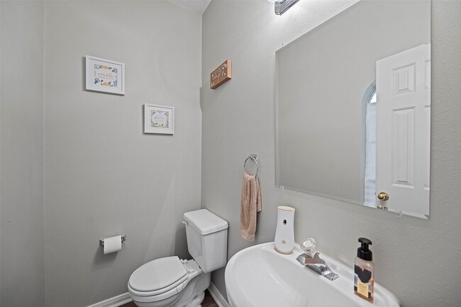 Building Photo - 20907 Wind Field Ln