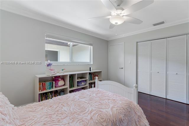 Building Photo - 4830 San Amaro Dr