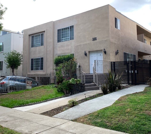 Building Photo - 335 N Oakhurst Dr