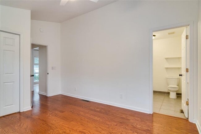 Building Photo - 1756 Dresden Dr NE