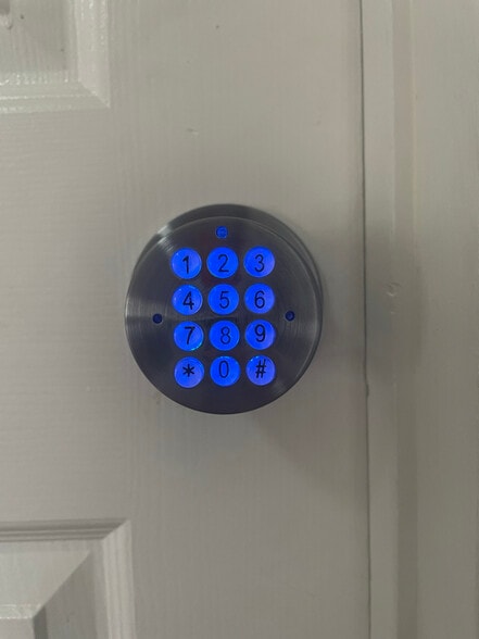 Building Photo - 3115 Marshall Dr