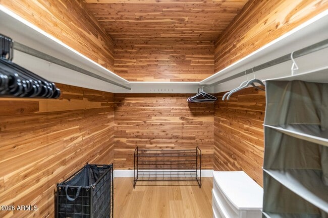 Building Photo - 103 W Palmcroft Dr