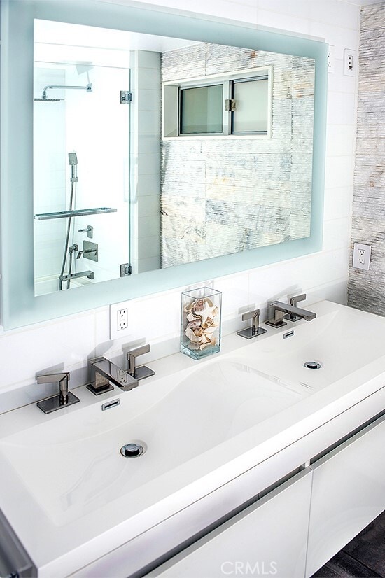 Building Photo - 947 4th St