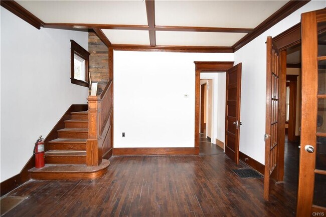 Building Photo - 248 E Flower Ave