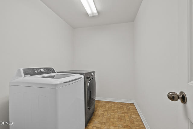 Building Photo - 3016 Moonlight Park Ave