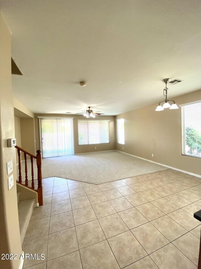 Building Photo - 6872 W Ridgeline Rd