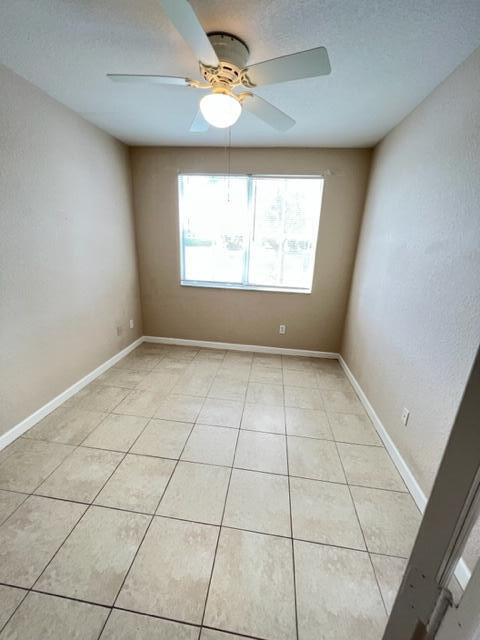 Building Photo - 2261 Shoma Dr