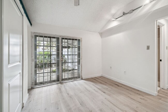 Building Photo - Beautiful Home on Davis Island