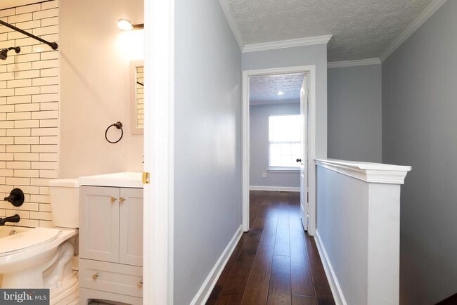 Building Photo - 3317 Hibiscus Ct