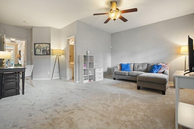 Building Photo - 3803 Waters Edge Trail