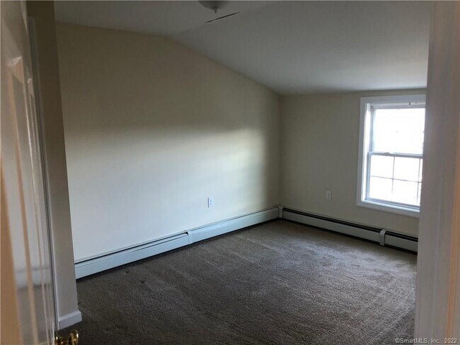 Building Photo - 155 Dividend Rd