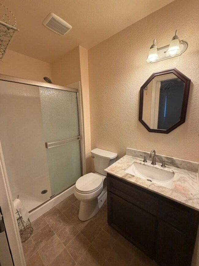 Building Photo - Charming 3 Bedroom + 2 Bathroom Half-Plex Near the American River in Fair Oaks: $2,375.00 + $100.00