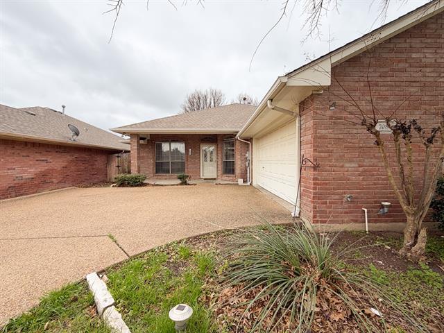 Building Photo - 708 Nandina Way