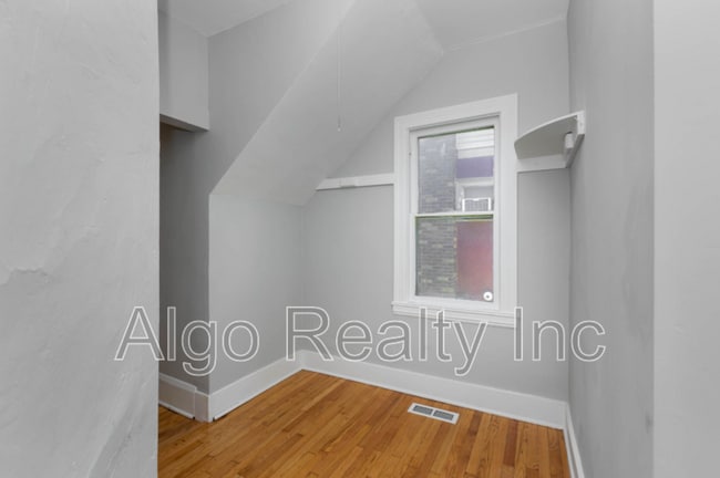 Building Photo - 3449 Snelling Ave
