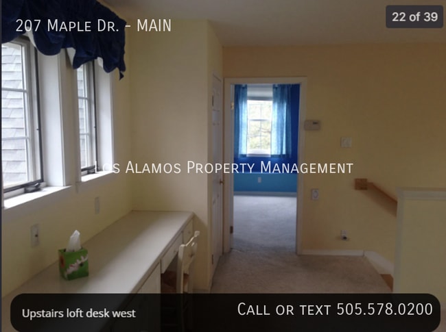 Building Photo - 207 Maple Dr