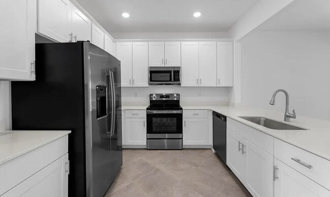 Building Photo - 2768 Blossom Way