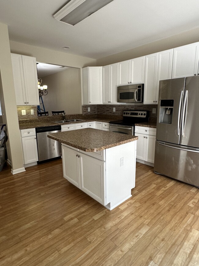 Kitchen View 1 - 1237 Yarbrough Way